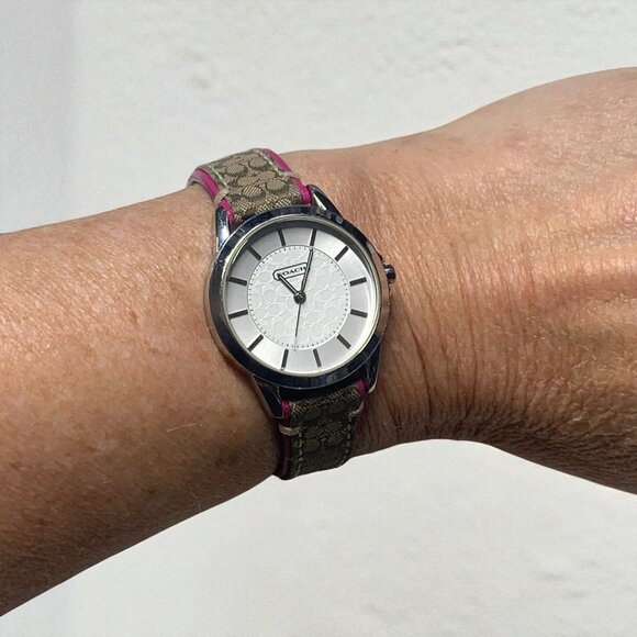 Coach Women's Boyfriend Watch Signature Logo Dial & Pink/Khaki Leather Strap - Picture 10 of 14